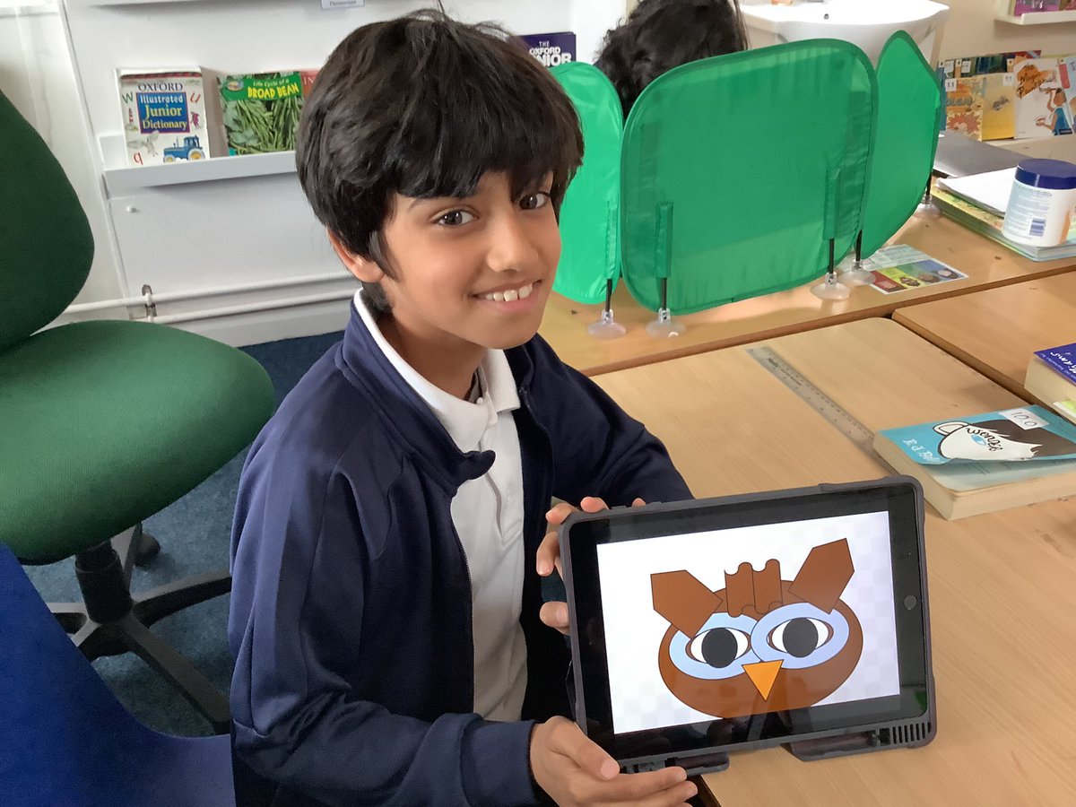 stsilasyear5's tweet photo. 5L: Super vector drawings in #SilasComputing this afternooon 💫 https://t.co/w7Wz2P0P2u