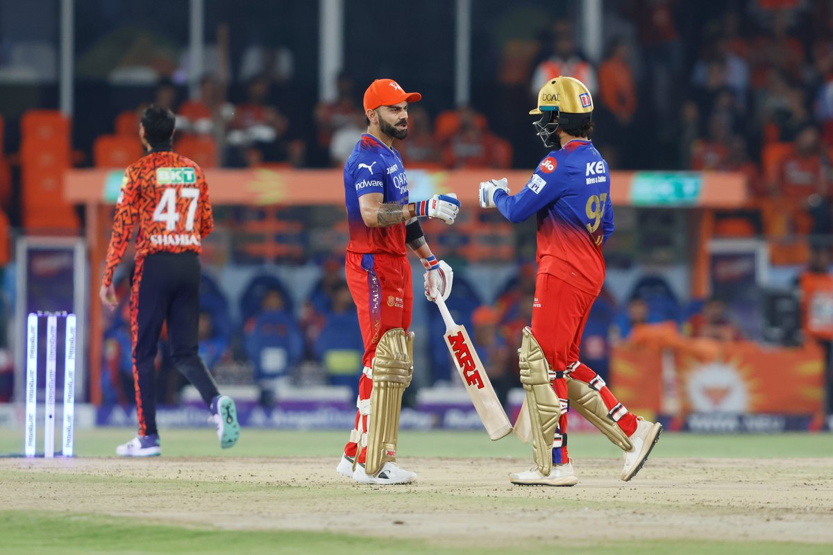 #SRH get the wicket of Will Jacks 👌 Rajat Patidar join Virat Kohli in the middle 🤜🤛 #RCB reach 94/2 after 10 overs Follow the Match ▶️ bit.ly/TATAIPL-2024-41 #TATAIPL | #SRHvRCB