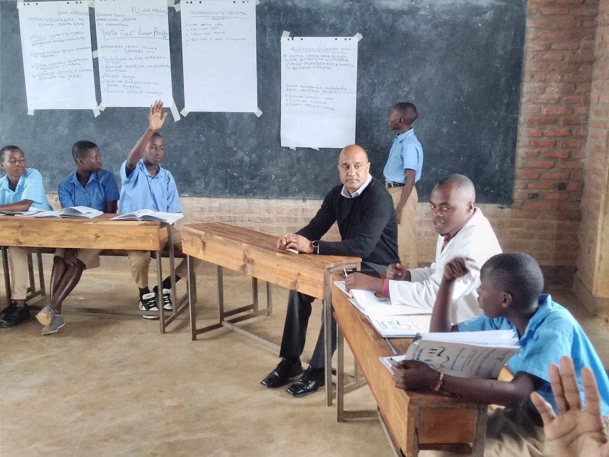 GSNyirarukobwa's tweet photo. Host important guest from @REBRwanda @wellspringfdn and 
#Worldbeing. We shared success stories on impact of  #YouthFirstRwanda program being implemented to provide to S1 students additional skills like resilience, goals setting, difficult emotional management, character strength https://t.co/00SBQZKYXO