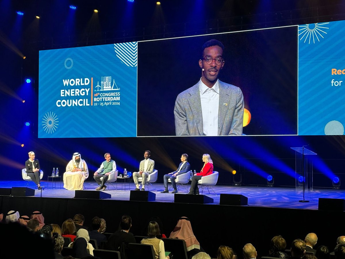 The greatest honour to be part of the closing reflections of @WECongress , advocating for connecting the dots & changing the world Redesigning energy for People & Planet with @wecouncil