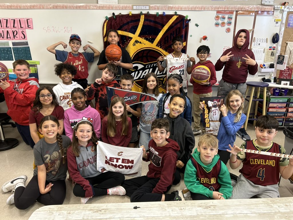 ReginaConroy3's tweet photo. Go Cavs @cavs We are ready for game 3!! https://t.co/sPd8gxLyXI