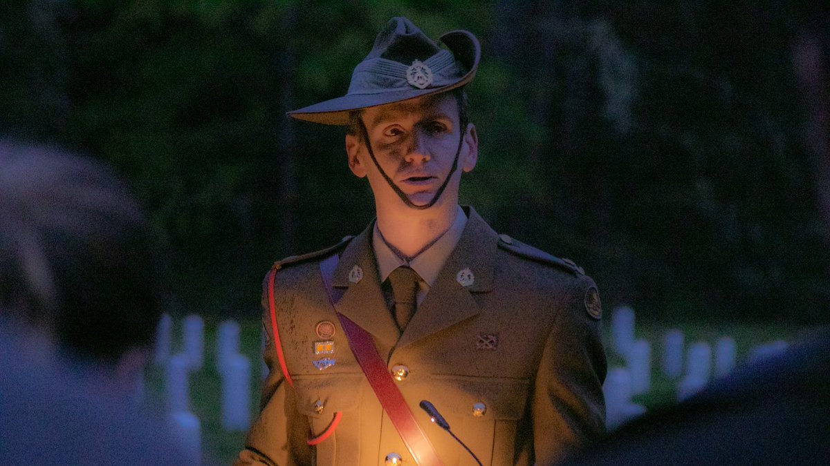 MAJ Callum Muntz, Australian Exchange Officer to America’s First Corps, oversaw a sunrise ceremony recognizing Australian and New Zealand Army Corps (ANZAC) Day at the Lewis Army Cemetery on @JBLM_PAO #LestWeForget #AnzacDay2024 @AustralianArmy @NZArmy