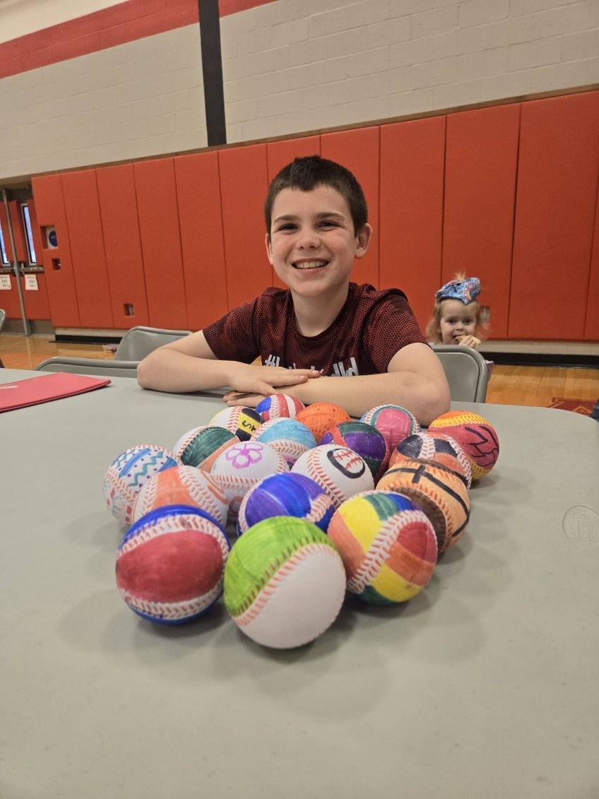 Members of JAM #bethekindkid raised over $1500 for 34 different charities during Entrepreneur Night. Students sold handmade items like stress balls, bracelets, and bookmarks as part of this yearly fundraiser. Half of the evening's profits went to charity.
