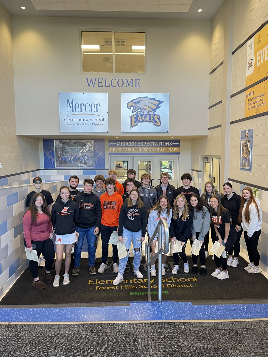 SALTAnderson's tweet photo. Four of our @AndersonRaptors SALT small groups traveled to @goMercerEagles this morning for a lesson on sportsmanship and respect!! 

We rise by lifting others!! @FHSchools https://t.co/Pxi5Pk9Gbg