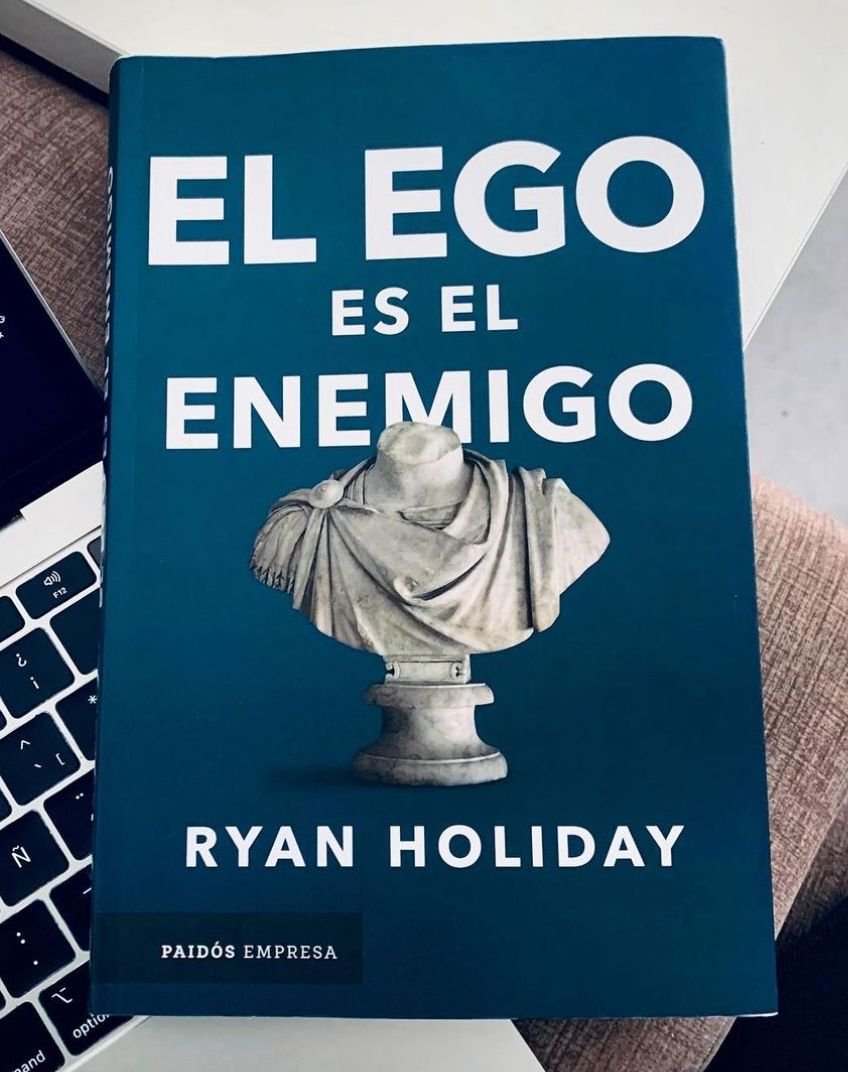 ALPHAMINDST's tweet photo. 8 poderosas lecciones del libro "El Ego es el Enemigo"

"Cuando tu mayor enemigo está dentro de ti"

- HILO - https://t.co/qjS84c3A5F