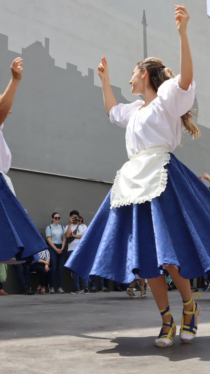 𝗟’𝗘𝗦𝗕𝗔𝗥𝗧 𝗣𝗔𝗥𝗧𝗜𝗖𝗜𝗣𝗔 𝗔𝗟 𝗗𝗜𝗔 𝗗𝗘 𝗟𝗔 𝗗𝗔𝗡𝗦𝗔

👉🏽 Un any més, l’Esbart de l’#AteneuSantJust participa a la celebració del Dia Mundial de la Dansa juntament amb altres grups dansaires de #SantJust

🗓️ 3 maig - 19h
📍 plaça de la Pau

#SomCultura #AteneusCat