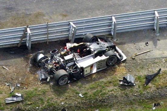 23 yıl önce bugün Eski F1 Pilotu, Sebring 12 saat, Le Mans 24 saat galibi Michele Alboreto Almanya'daki Lausitzring'de Audi R8’i test ederken öldü. Huzur içinde yat Michele!