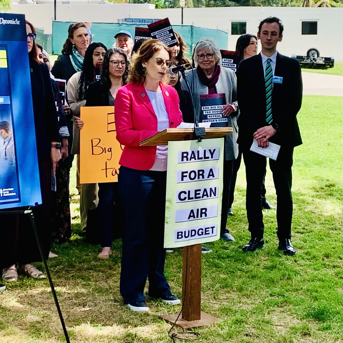 At yesterday's Climate Budget Defense Coalition press conference, I advocated as CA Legislative Central Coast Caucus Chair for urgent funding to combat megafloods, wildfires, and mudslides. Our coast's safety and economy depend on investments in resilience and renewable energy.