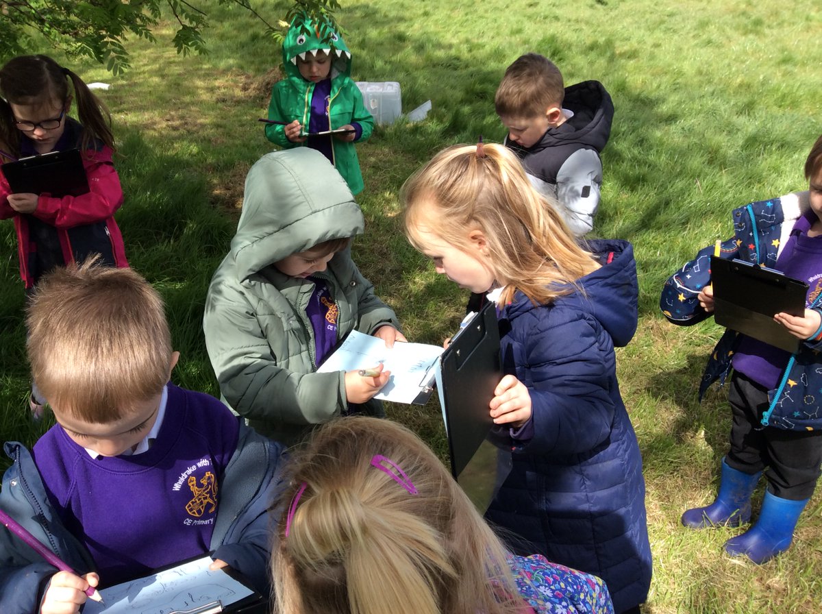 WheldThorgSch's tweet photo. Our Reception children found lots of evidence of spring in their recent hunt in our school grounds. https://t.co/cTIczr9NW6