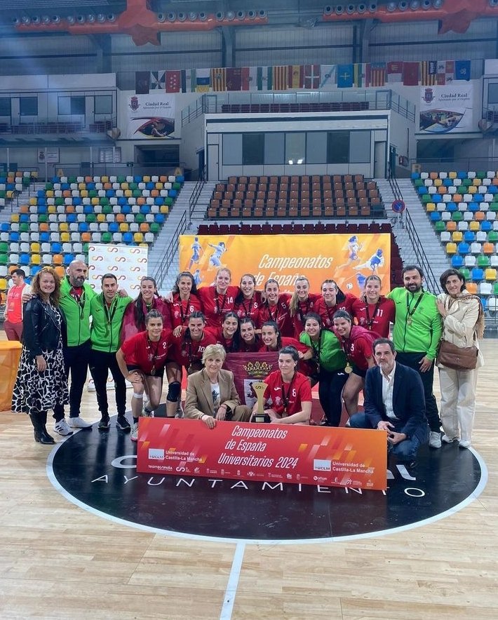 🔴 ULE 🔴 CAMPEONAS DE ESPAÑAAAA!! 🦁🦁🤘🏻 Nuestras chicas se vuelven con el oro a casaaa‼️‼️