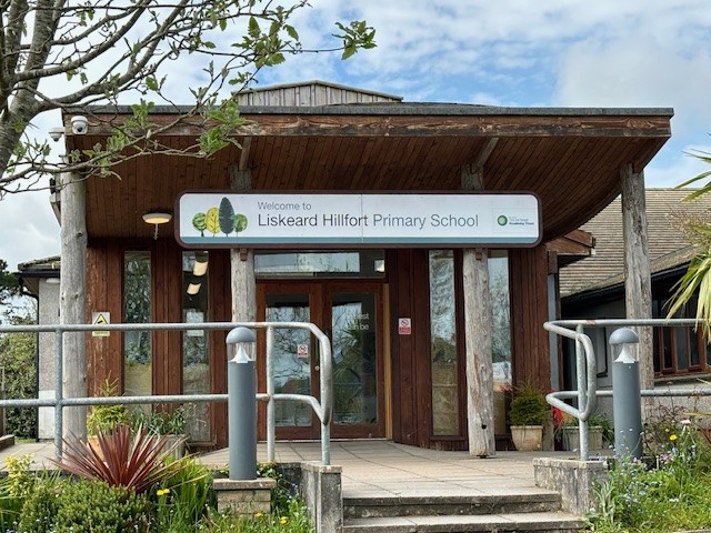 New Job Vacancy!!🍎✏️
Headteacher at Liskeard Hillfort Primary School
We are seeking to appoint a dynamic and committed Headteacher with senior leadership experience who will share their vision and values to lead this vibrant school from September 2024. tpat.eschoolswebsites.com/headteacher-li…