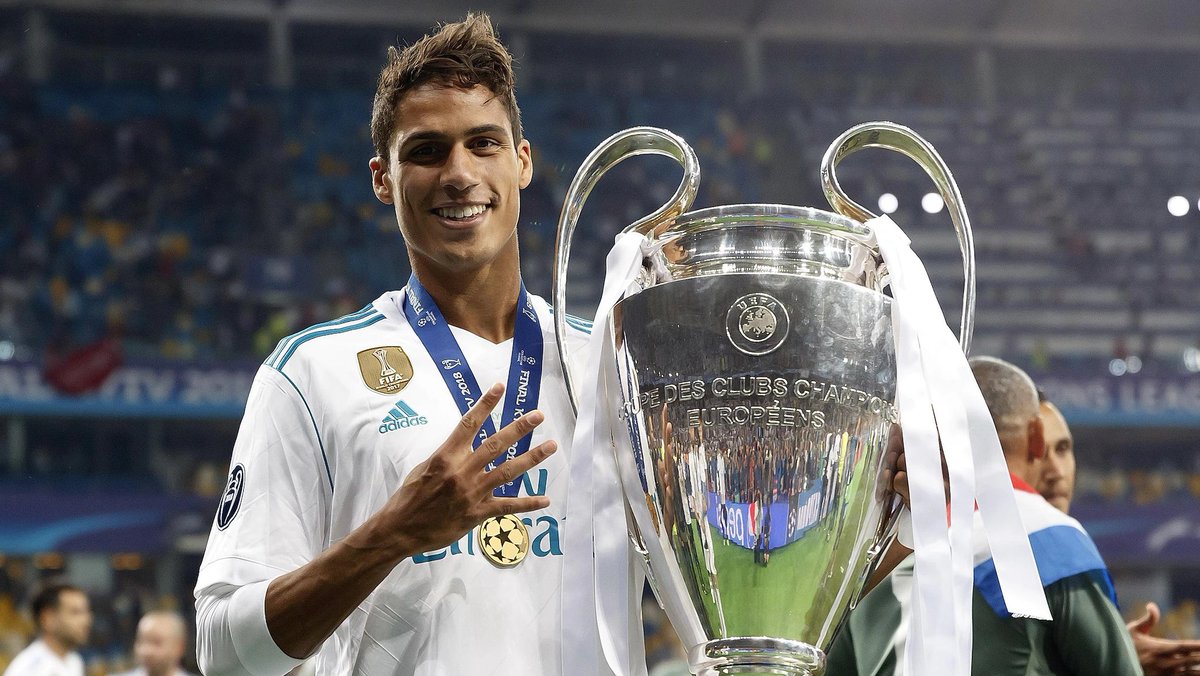 Cumple hoy 31 años @raphaelvarane. Lo felicitamos recordando que ganó 18 títulos con el Real Madrid, incluidas 4 Champions. Está en el top 15 de futbolistas de nuestros clubes que más trofeos han ganado en nuestra historia. Respect.