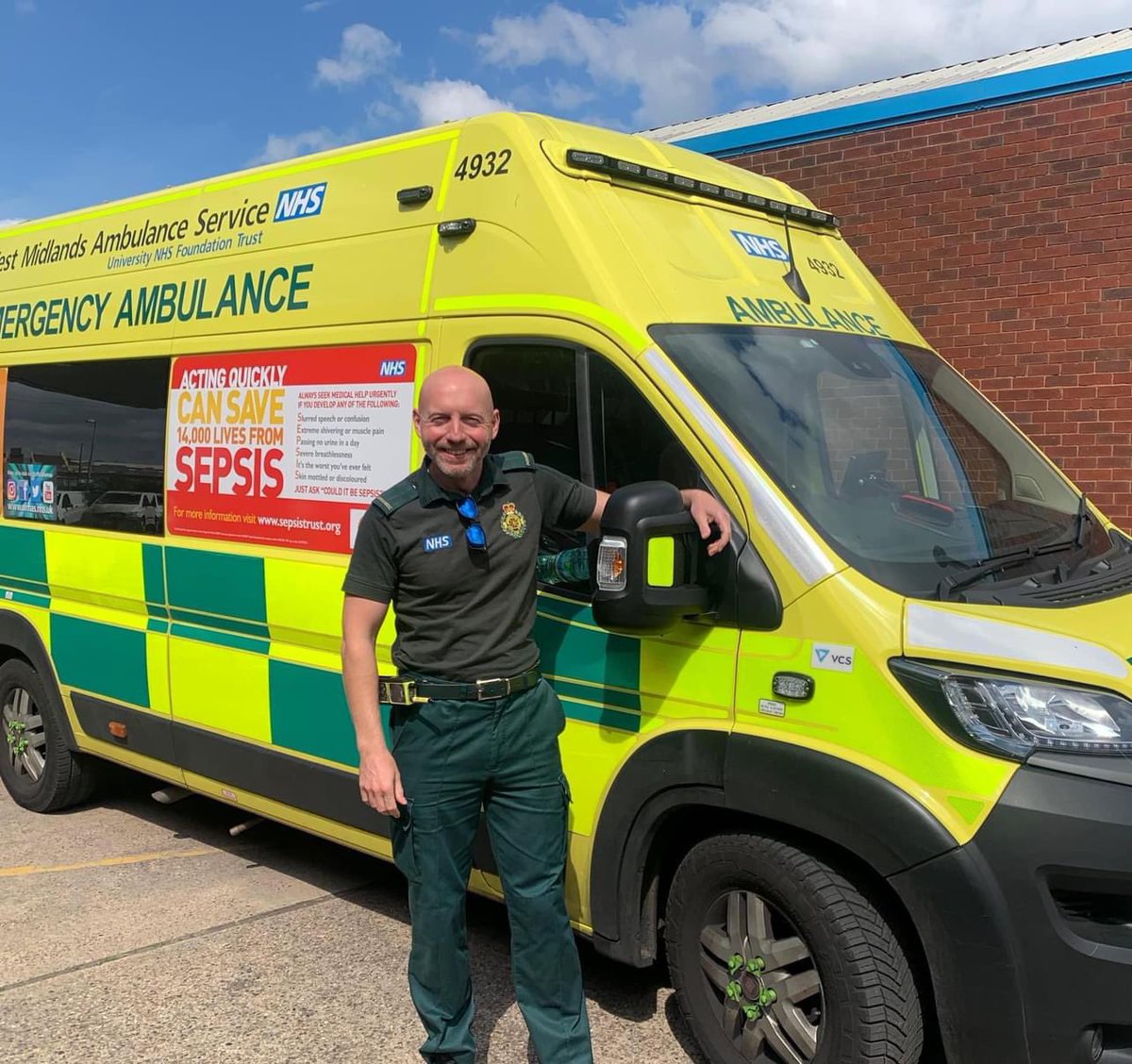 Adam Aston 🌹🚑 tweet media