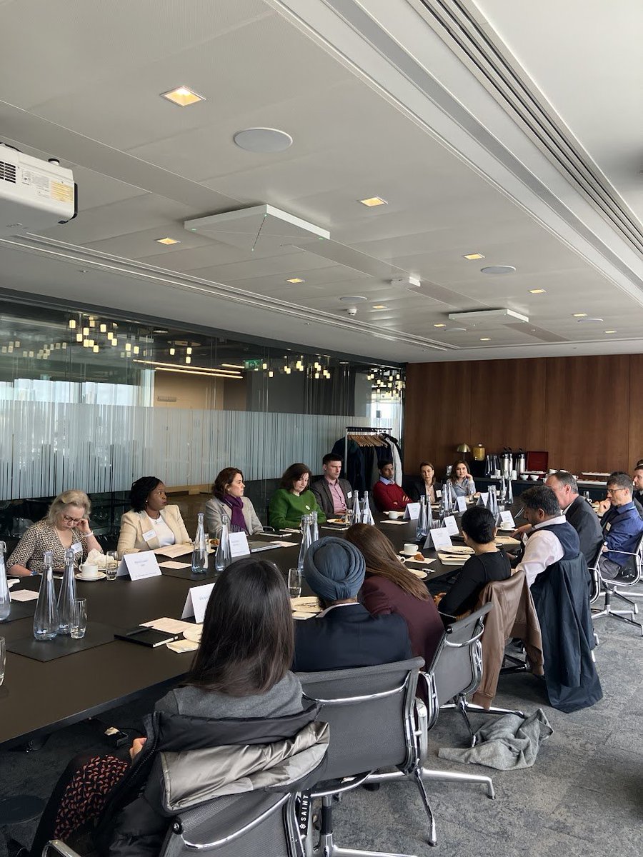 Yesterday in #London, esteemed panelists from <a href="/RUSI_org/">RUSI</a>, @BNYMellon &amp; BIGTXN discussed #InvestmentScreening, including how to manage #sanctions. Thanks to our speakers &amp; participants! 

Learn more about Risk &amp; Compliance Financial Instruments: bit.ly/3QaSjqz