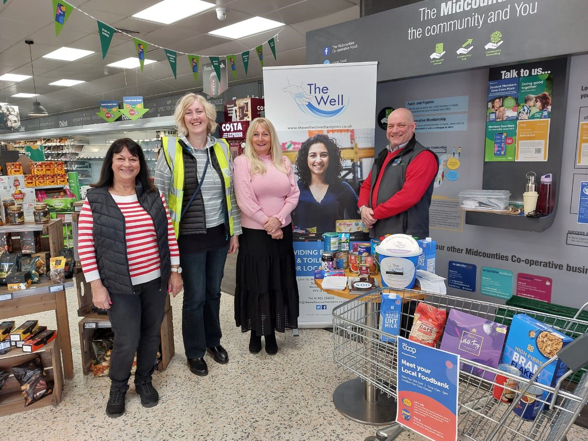 Fantastic meet your food bank event  at Codsall food store today with @TheWellWolves  Thank you to our remarkable colleagues ,customers and members for your support .@midcountiescoop @coop_food 
#doinggoodtogether