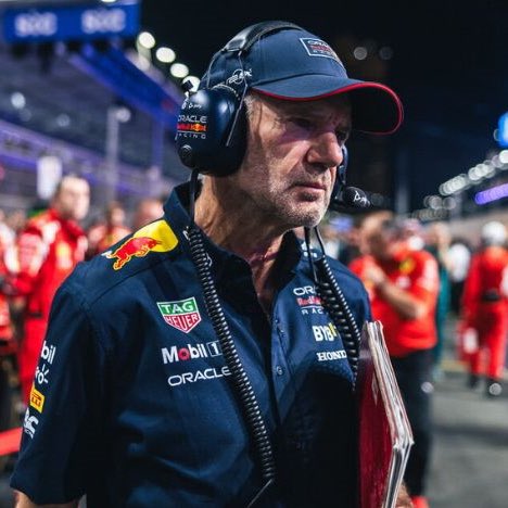 Ferrari signing Adrian Newey means they're looking like the greatest team in F1 history:

Lewis Hamilton 
Charles Leclerc
Fred Vasseur
Adrian Newey

This might be the best team you could possibly make in today's F1.