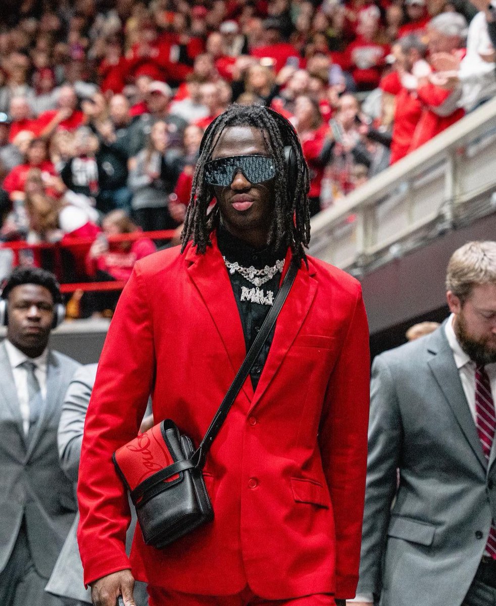 BarstoolOSU's tweet photo. DRAFT DAY FOR MARV ‼️🏎️
WR1 ⭐️ @MarvHarrisonJr https://t.co/4m3wOD93rx