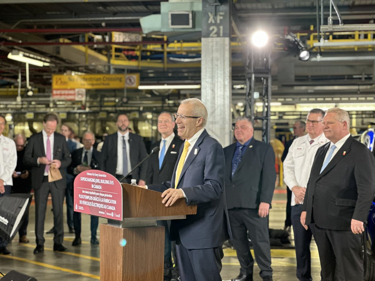 VictorFedeli's tweet photo. Ontario’s auto sector is making history!

@HondaJP's $15B investment will see 4 new manufacturing plants in Ontario:

- An EV assembly plant
- A battery manufacturing plant
- And a CAM/pCAM processing plant and separator plant with joint venture partners

https://t.co/DgDdJegaWj https://t.co/a6ac7AkKJe