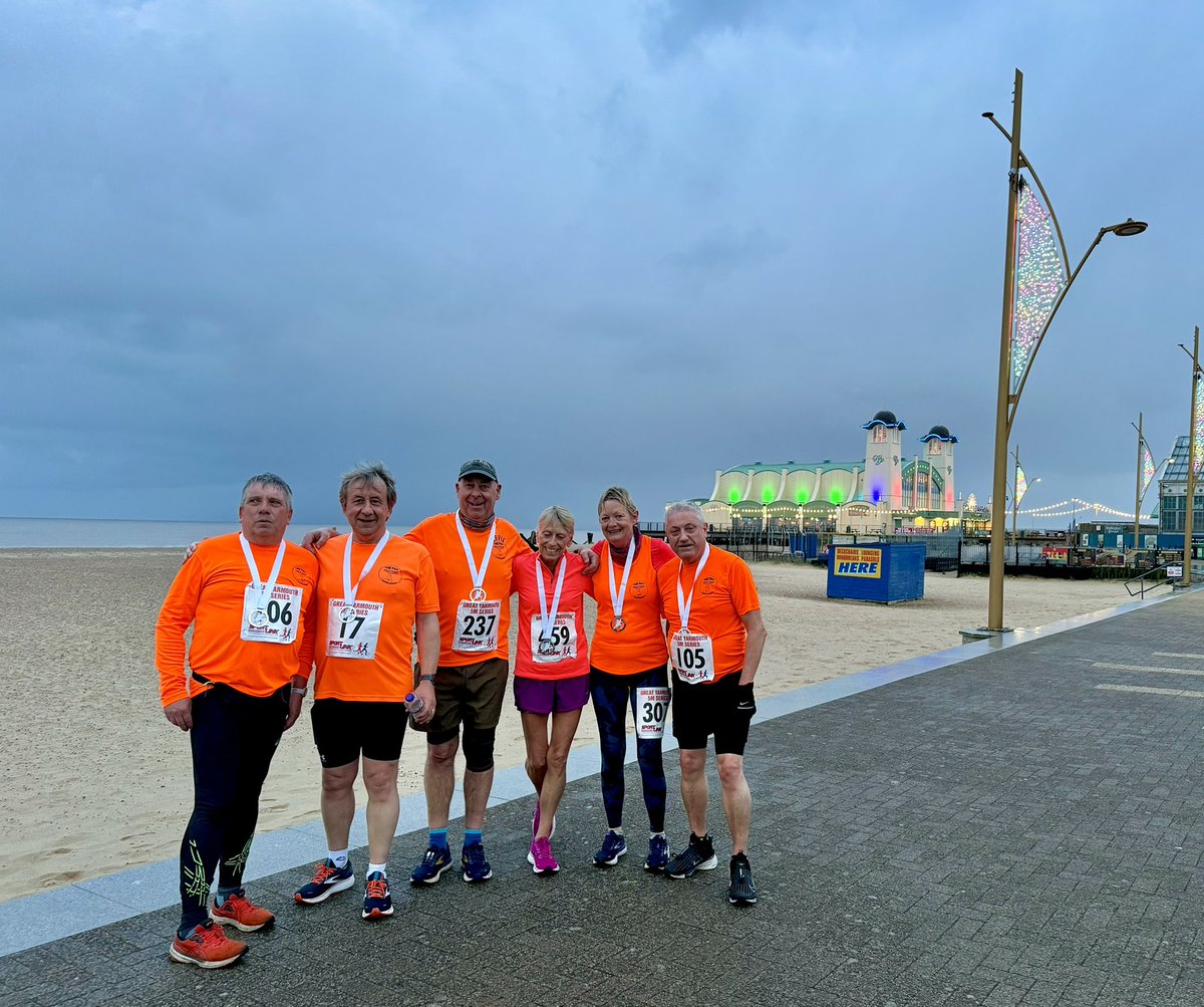 Out with @foxtrotters1066 last night  taking part in The Great Yarmouth Promenade 5 mile race, an enjoyable evening even if it was a bit damp & cold, well organised by the Great Yarmouth Road runners, happy with my time & running with friends what’s not to like. 
#greatyarmouth