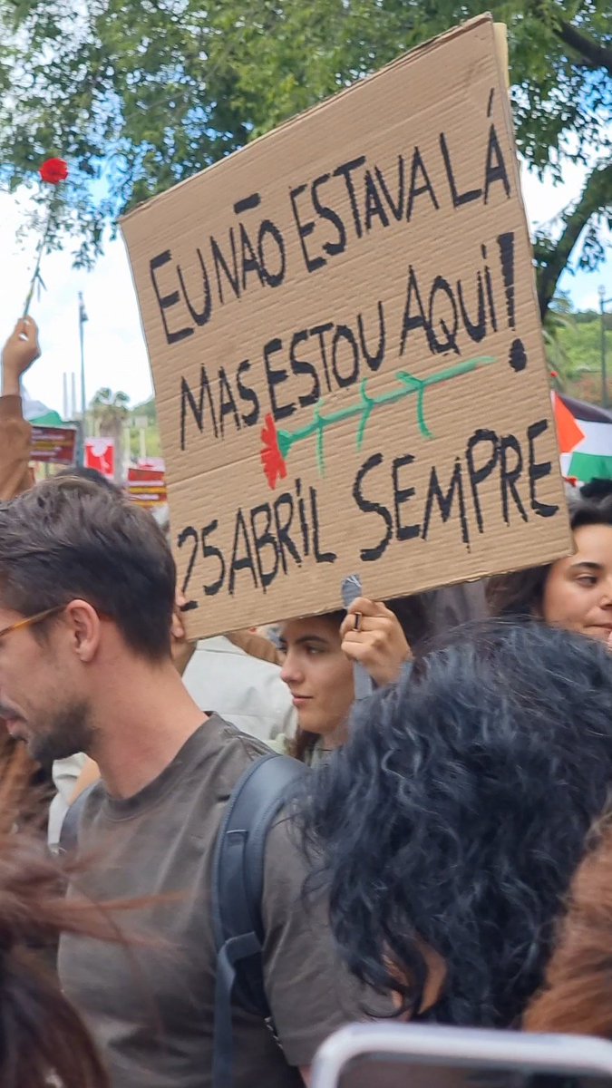 25Abril1974's tweet image. 