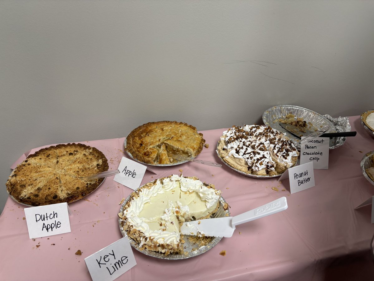 Lana Luttrell tweet media