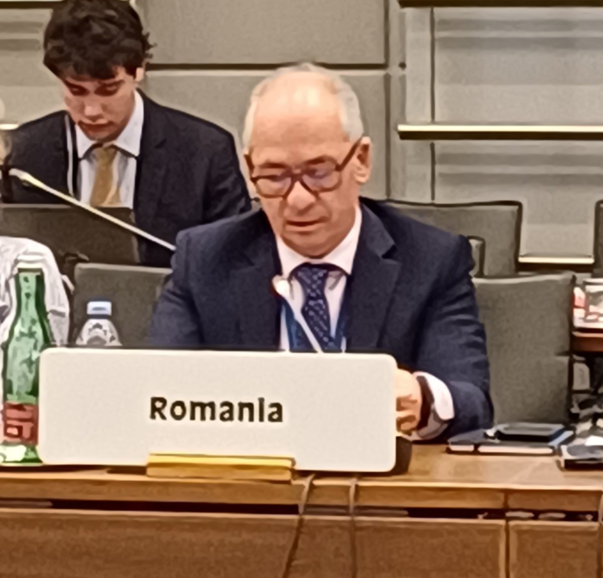 On behalf of 45 States, 🇷🇴 delivered today t/ joint statement on t/ report under #OSCE #MoscowMechanism addressing arbitrary deprivation of liberty of Ukrainian civilians by #Rusia as part of its war of aggression against 🇺🇦. Read statement 👇 mpviena.mae.ro/en/local-news/… @MAERomania