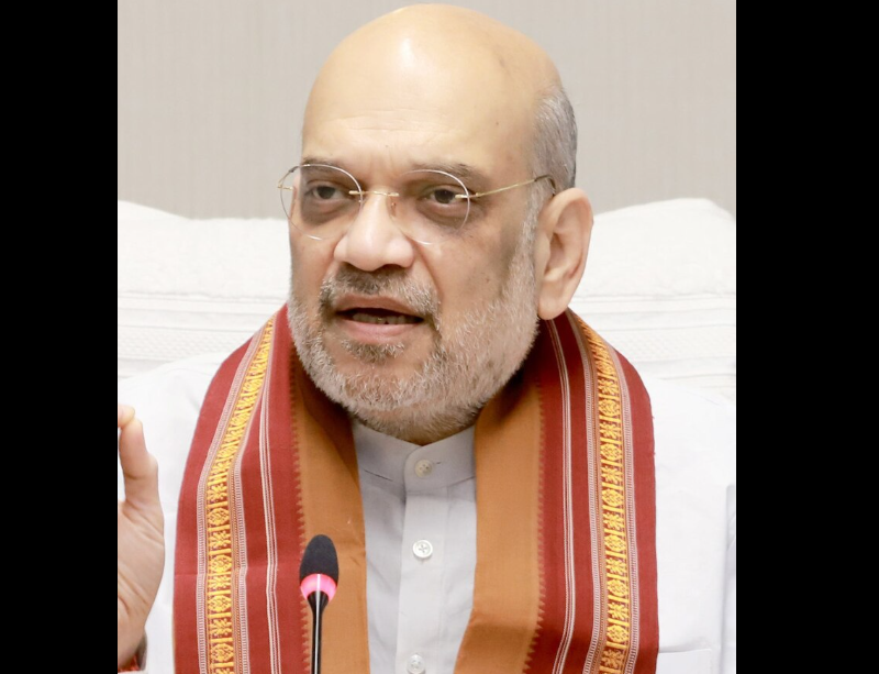Congress has been completely exposed that it wants to give the personal property of the countrymen to the minorities: Amit Shah #AmitShah newdelhitimes.com/congress-has-b…