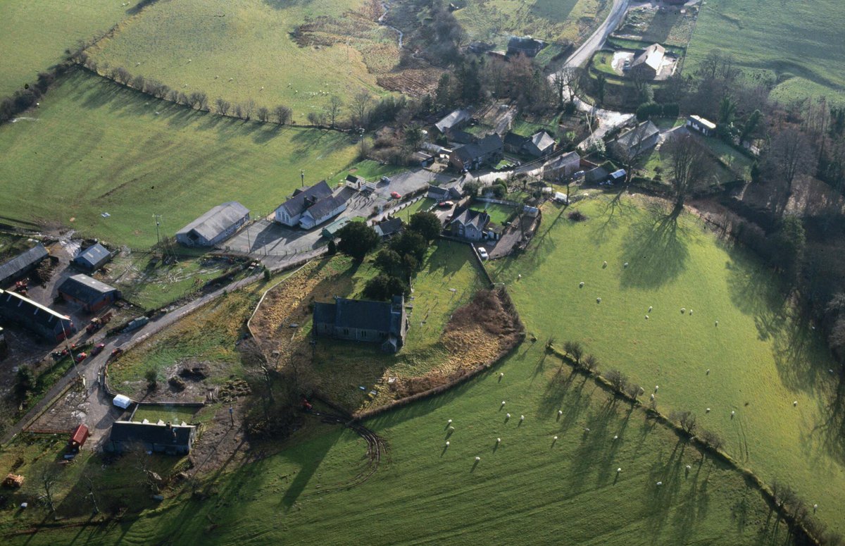 Read our latest blog and find out why the future of Ann Griffiths' local church is at risk:zurl.co/0rkt #welshhistory #welshheritage #yagym @RC_Archive @RC_Survey @RC_EnwauLleoedd