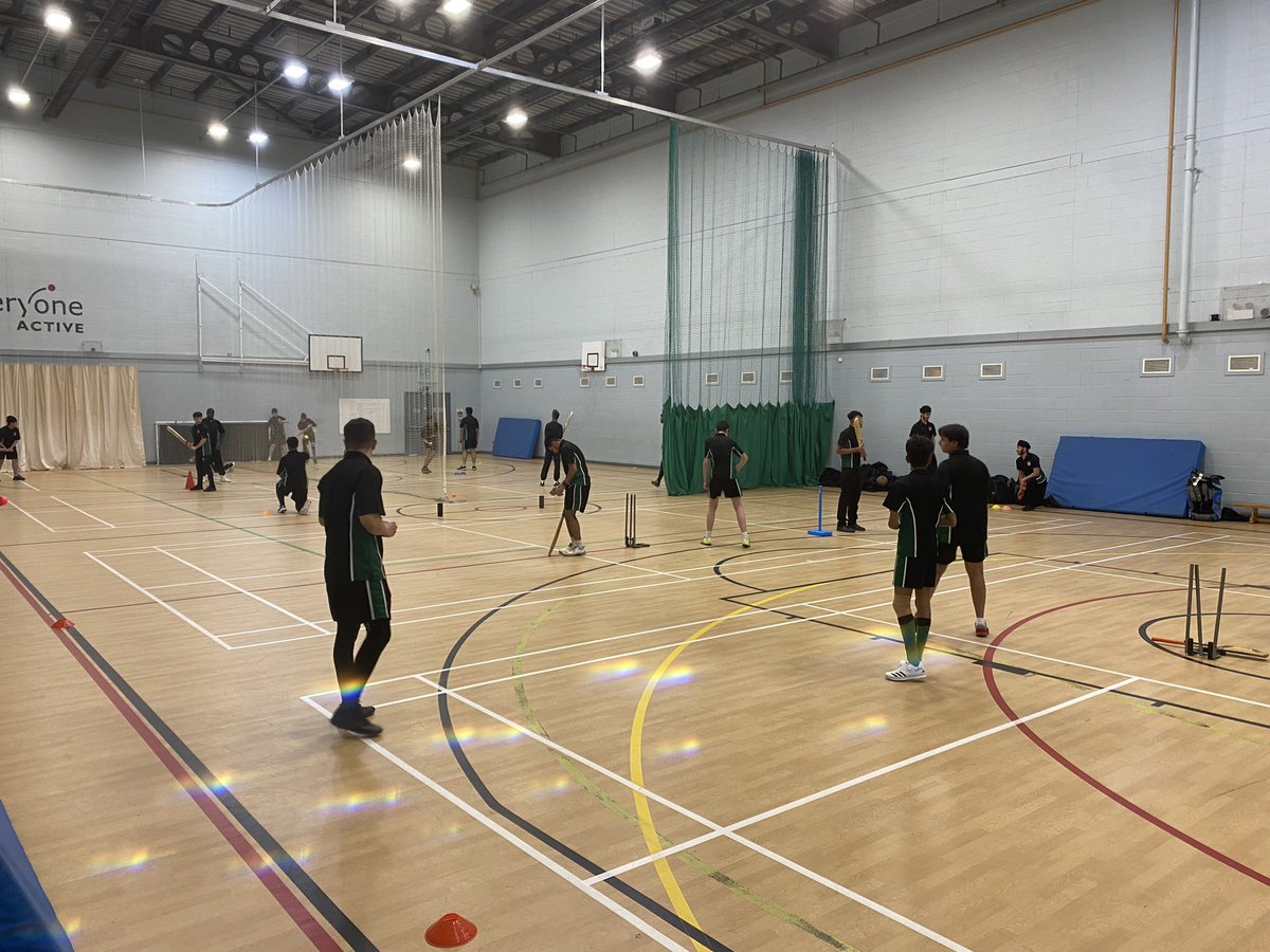 ghspeofficial's tweet photo. Year 9 and 10 being put through their paces. Cricket season looming. Just need some sunshine https://t.co/f8xYJax1tV