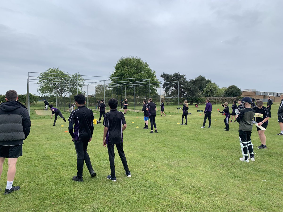 Cricket is back and as popular as ever even in this weather 🥶 great to see so many at the first session of the year.