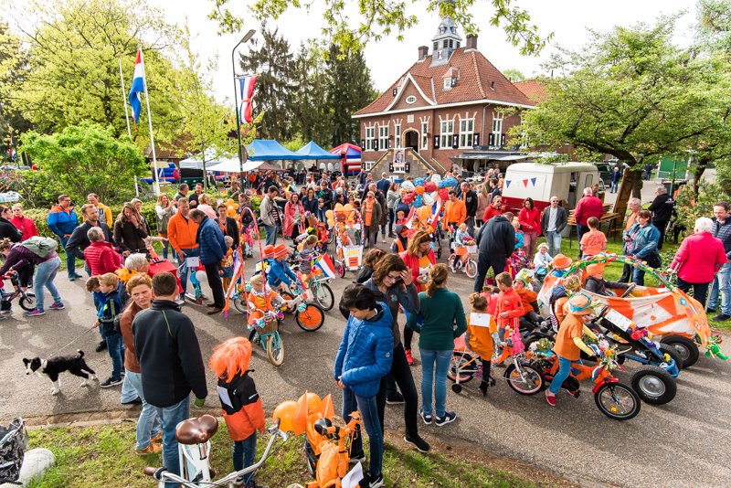 Geef inbrekers geen kans en lees onze tips. politiekeurmerk.nl/preventietips/  Sluit ramen en deuren goed af, dan kun je met een gerust hart Koningsdag vieren! Het PKVW-team wenst je een feestelijke én veilige dag! 

#koningsdag #veiligheid #diefsal