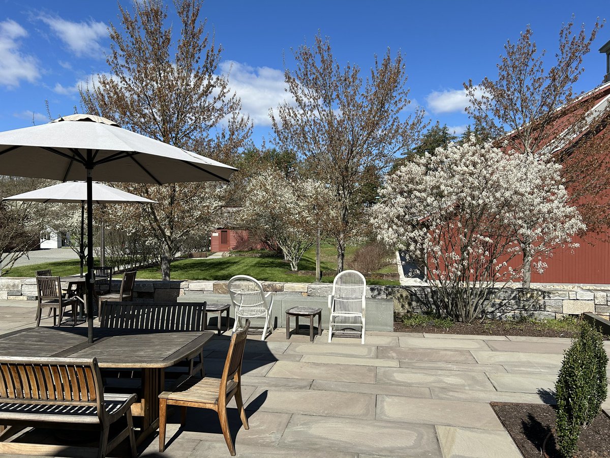 The Lewis Walpole Library is all dressed up in its spring finery. Wouldn’t you like to spend your summer here? Yale Grad Students can apply for a Summer Fellowship (2, 4, or 8 weeks). All Yale students are invited to apply for the summer student assistant job walpole@yale.edu