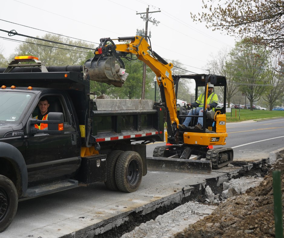 #TSCT Second-year Civil Engineering Construction Technology students are working hard on a project replacing many areas of curb & sidewalk along Broad Street, which is directly across from our Main Campus, the new sidewalk will not only be safer for students, but the community!👷