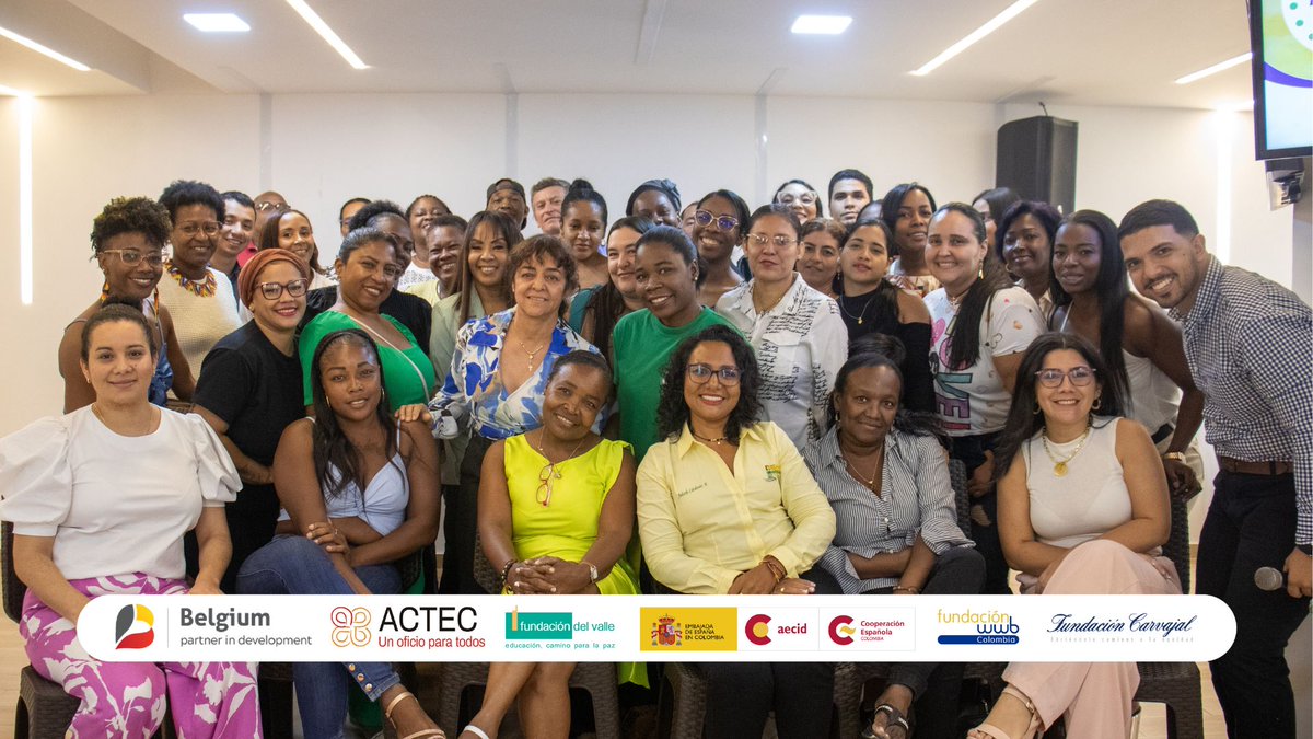 FunCarvajal's tweet image. En nuestro evento: Tu inversión a otro nivel los grupos del MBA de Buenaventura presentaron sus proyectos en modalidad de Pitch. ¡Gracias a nuestros aliados por hacerlo posible!
#GobiernodeBelgica #Actec #Fundaciondelvalle