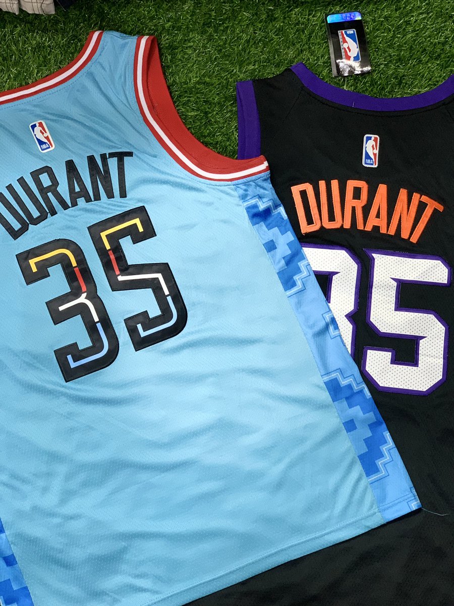 AsAGODAmongMen's tweet photo. Tailored a suit, sold a Jordan pair &amp; a Swingman NBA jersey.

A selling point of any business model though, is its VISUALS; a product that appeals to the eye SURELY sells, thus upsurge in market share.📈

That’s whence a better iPhone cometh in.

iPhone XS Max. #LevelUpNeVenus https://t.co/970nMANVkI