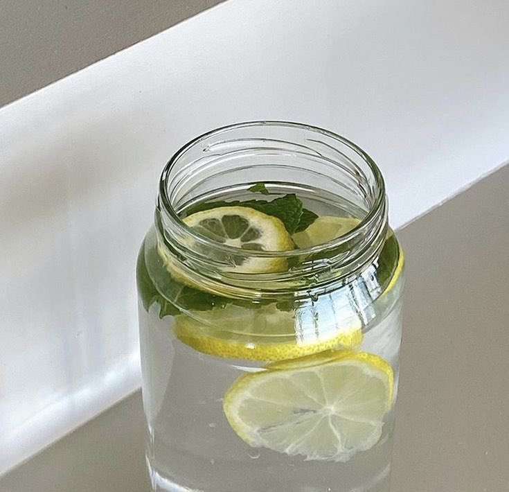 Inspirationwiz's tweet photo. 7 foods that’ll keep your brain young… https://t.co/7zSJaGaS9d