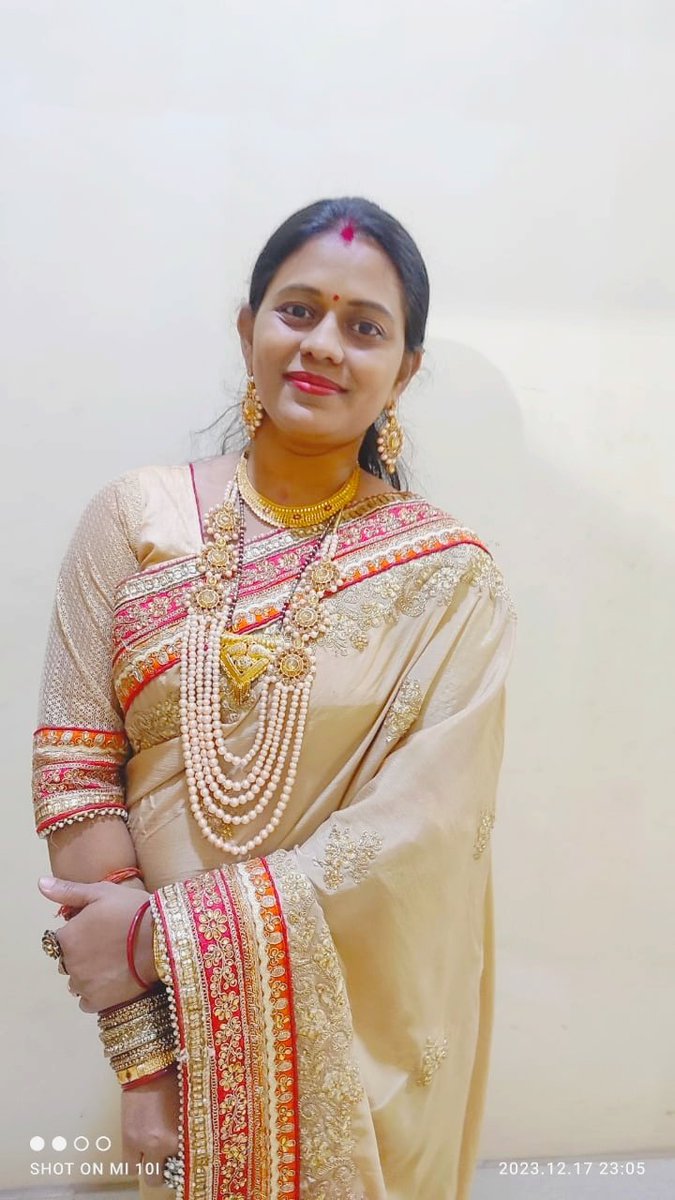 donali_das's tweet image. ଓଡ଼ିଆ ଘରର ବୋହୂ ❤️❤️
#profilephoto