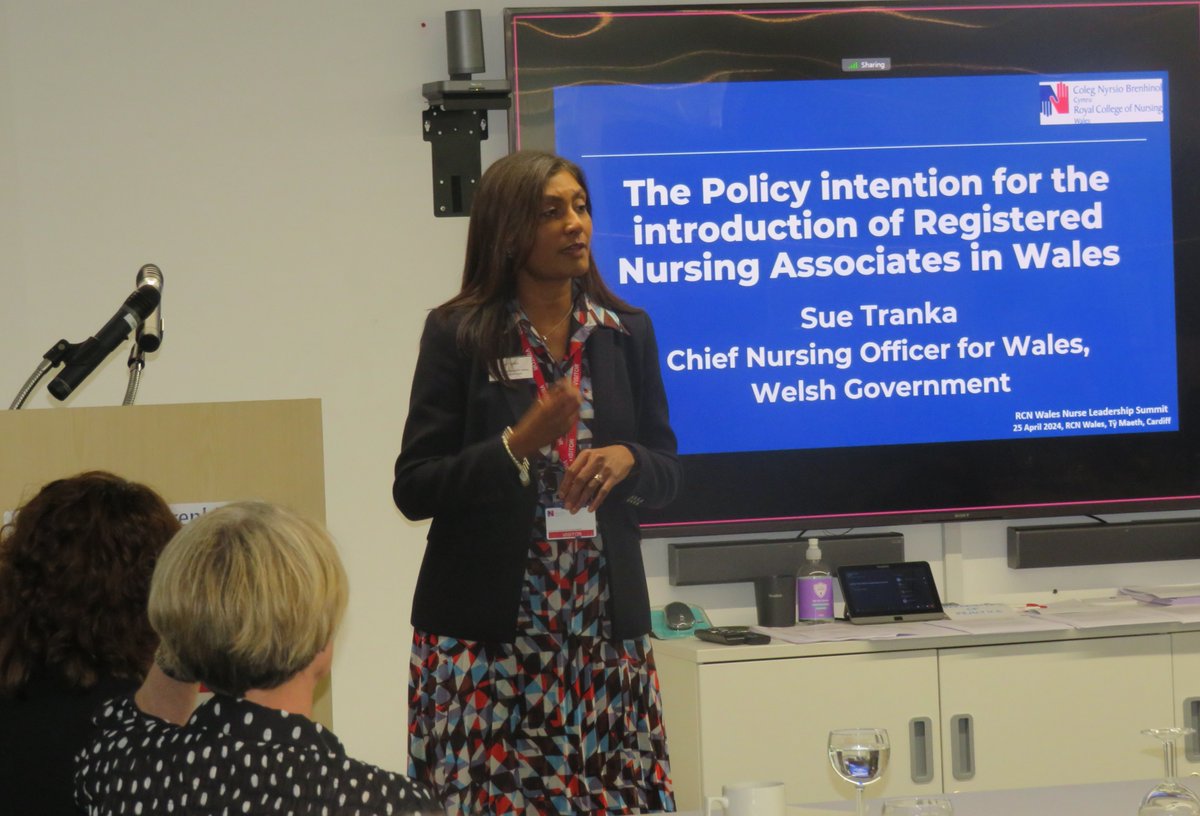 A big thank you to @CNOWales for joining @RCNWales at our leadership summit this afternoon to speak about the policy intention for the introduction of Registered Nursing Associates in Wales.