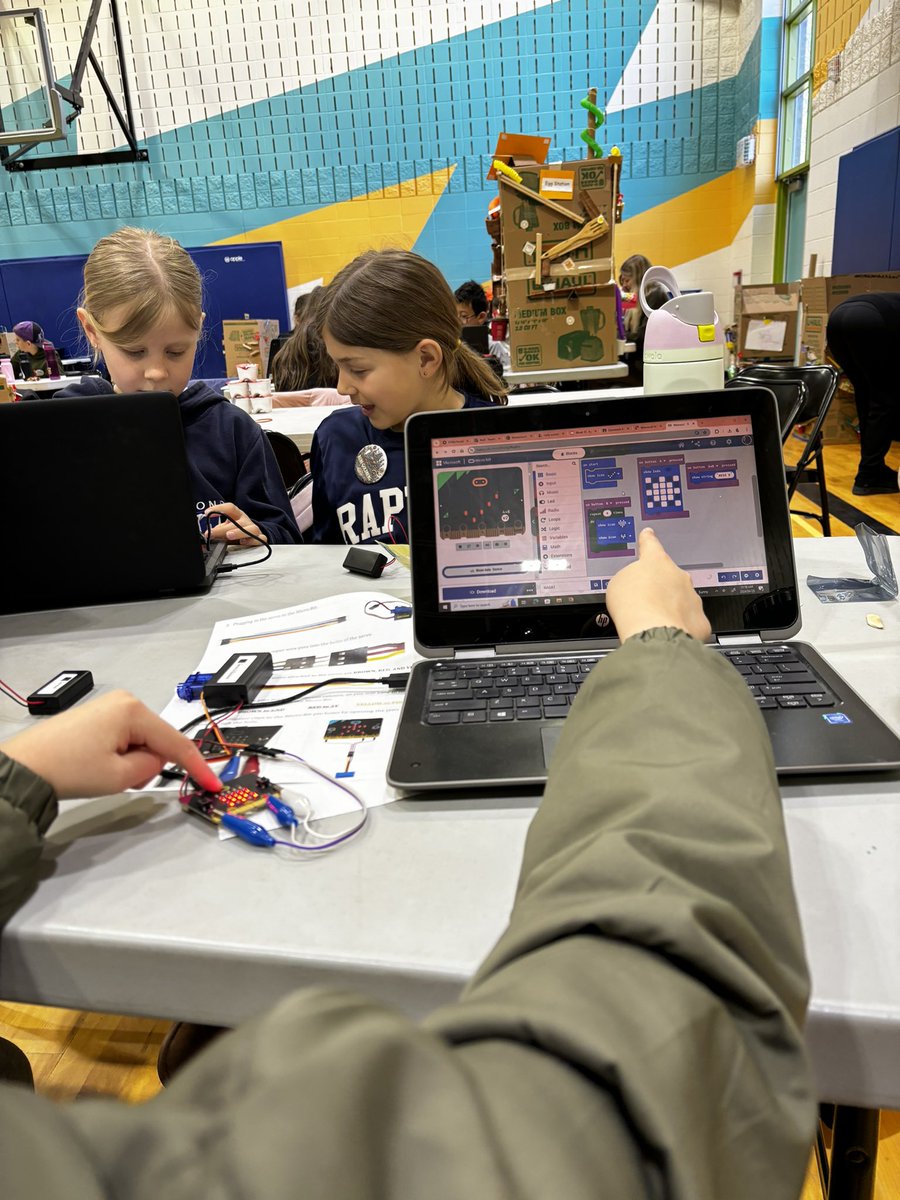 Erin Vaantaja (@envaantaja) on Twitter photo Having a great morning at the <a href="/dsbn/">District School Board of Niagara</a> Grade 4 STEM EXPO! Students were challenged to make <a href="/RubeGoldberg/">The Rube Goldberg Institute</a> machines. Currently using <a href="/microbit_edu/">Micro:bit Educational Foundation</a> to code a marble launcher! <a href="/Richmond_Public/">Richmond Street Public School</a> Having a great morning at the <a href="/dsbn/">District School Board of Niagara</a> Grade 4 STEM EXPO! Students were challenged to make <a href="/RubeGoldberg/">The Rube Goldberg Institute</a> machines. Currently using <a href="/microbit_edu/">Micro:bit Educational Foundation</a> to code a marble launcher! <a href="/Richmond_Public/">Richmond Street Public School</a>