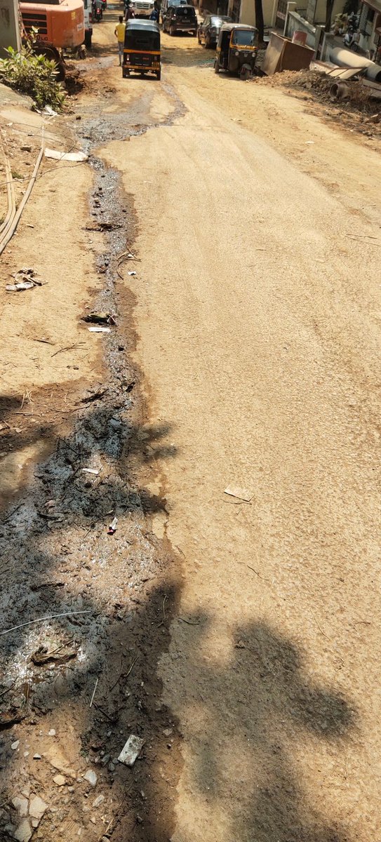 kapadia_aslam's tweet photo. @VinodMishra4U @prabhu_suneel
@mybmc 
@ShivSenaUBT_
THIS IS THE ROAD OF OMKAR ALTAMONTE BACK GATE ,MALAD EAST ( Narmada Hall, Kokani Pada ) is in very pathetic condition, many accidents accrued in last 6 months!
KINDLY NEED REPAIR ON IMMEDIATE BASIS 👇⚠️⚠️⚠️⚠️⚠️⚠️⚠️ https://t.co/TEdO4ANTMv