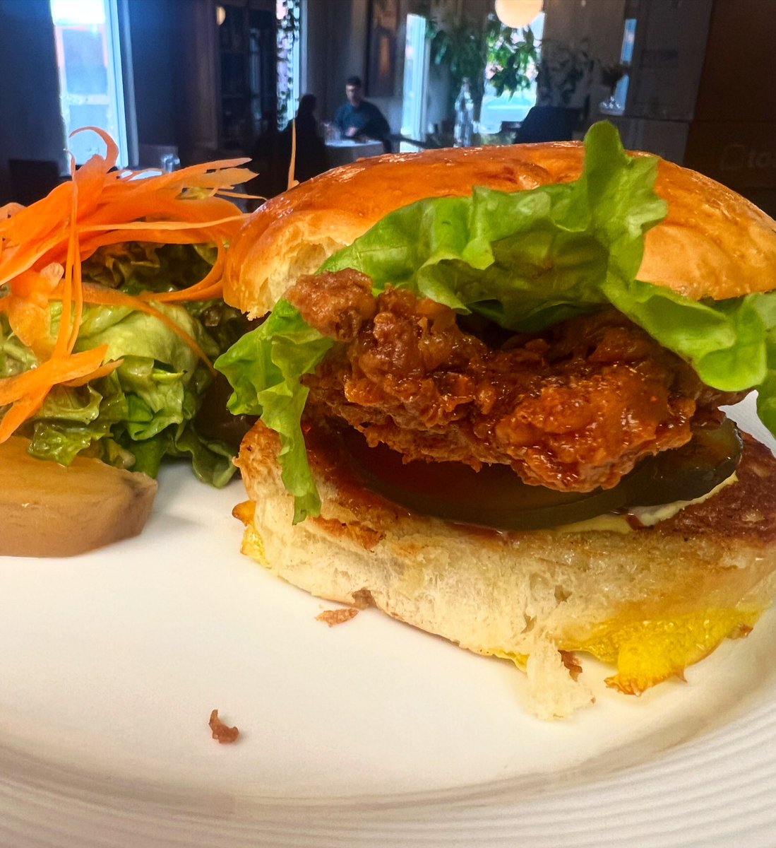 Today’s Lunch Feature: Berkwood Farm Pork Tenderloin Sandwich! @berkwood_farms #farmtotable #catchdsm <a href="/eastvillagedsm/">Historic East Village</a> #desmoines 
.
.
Online order at hoqtable.com