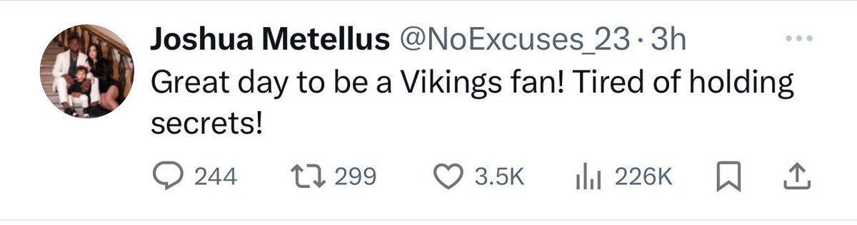 ChumleyDean's tweet photo. @PurpleForTheWin 

🤔 https://t.co/TOMvmh7k6z