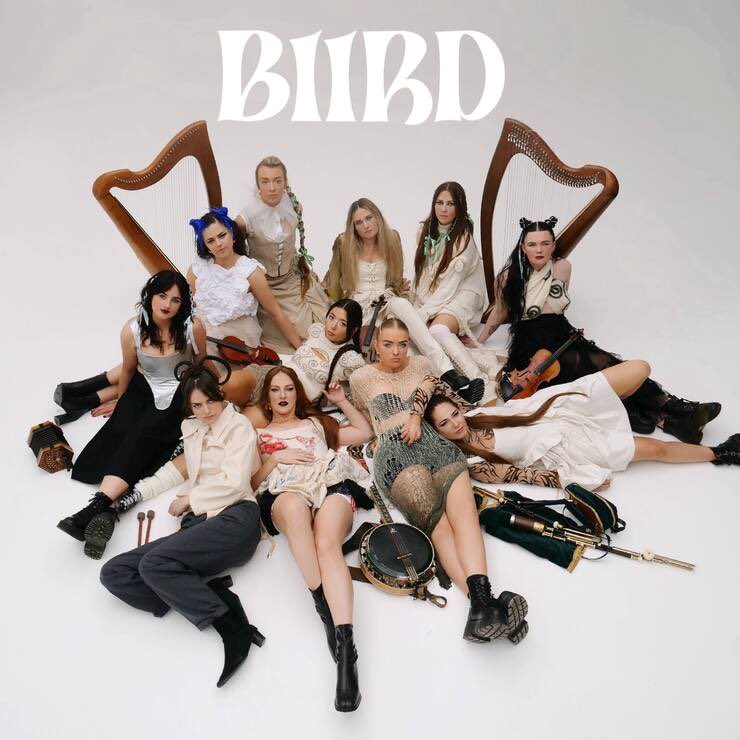 1 month today until BIIRD take over the LIC! 🎉 BIIRD, an all-female trad collective, are changing the image of trad across the globe. See them perform at the LIC on Sat 25th May! 🌍☘️ 15:30 - kid’s exploratory show 20:00 - headline show londonirishcentre.ticketsolve.com/ticketbooth/sh…