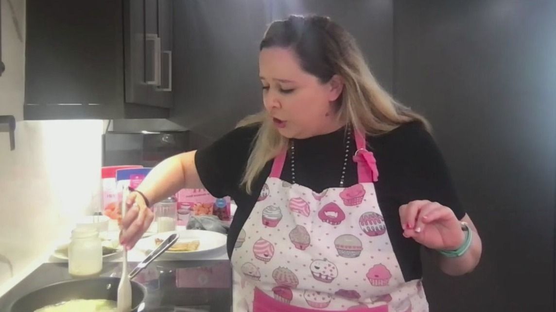 Chef Mel Asseraf drops new book breaking down baking basics fox32chicago.com/video/1446574?…