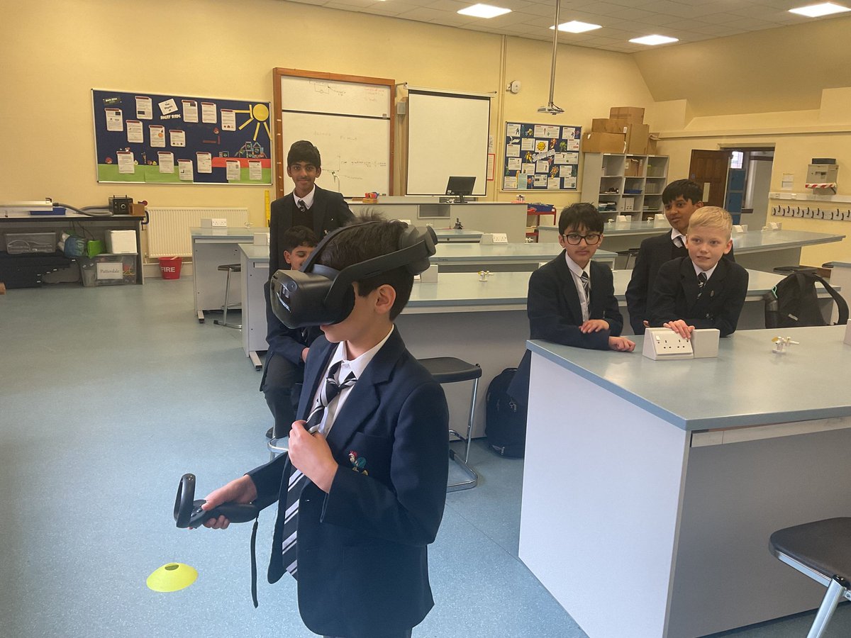 BsbdEco's tweet photo. Year 7 science club (and a few keen Year 11s) loved the VR headset sent over by our waste management company today. They were able to explore the inside of the recycling facility which deals with Bolton School waste. https://t.co/0tYUBqHtoD