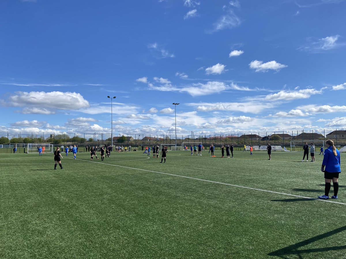 Largs PE Dept tweet media