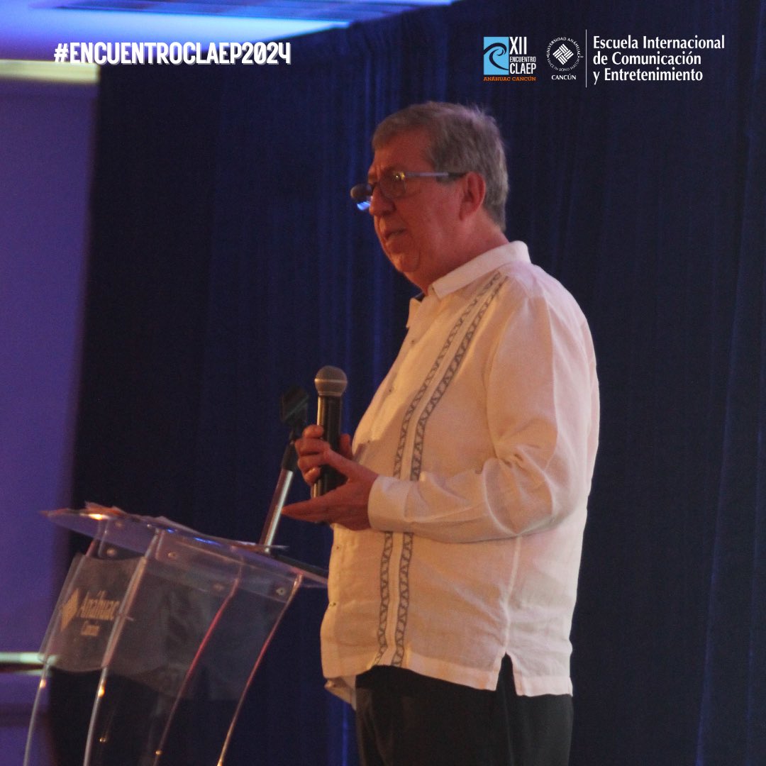 eiceuac's tweet photo. Así comenzamos el tercer día del #EncuentroCLAEP2024 con la primera conferencia impartida por Roberto Rock, presidente de la Sociedad Interamericana de Prensa y Fundador de @lasillarota 😎💪🏻

Empezamos con toda la actitud el último día del Encuentro CLAEP🌊

¡No te lo pierdas!🧡 https://t.co/rUieeFi3TV
