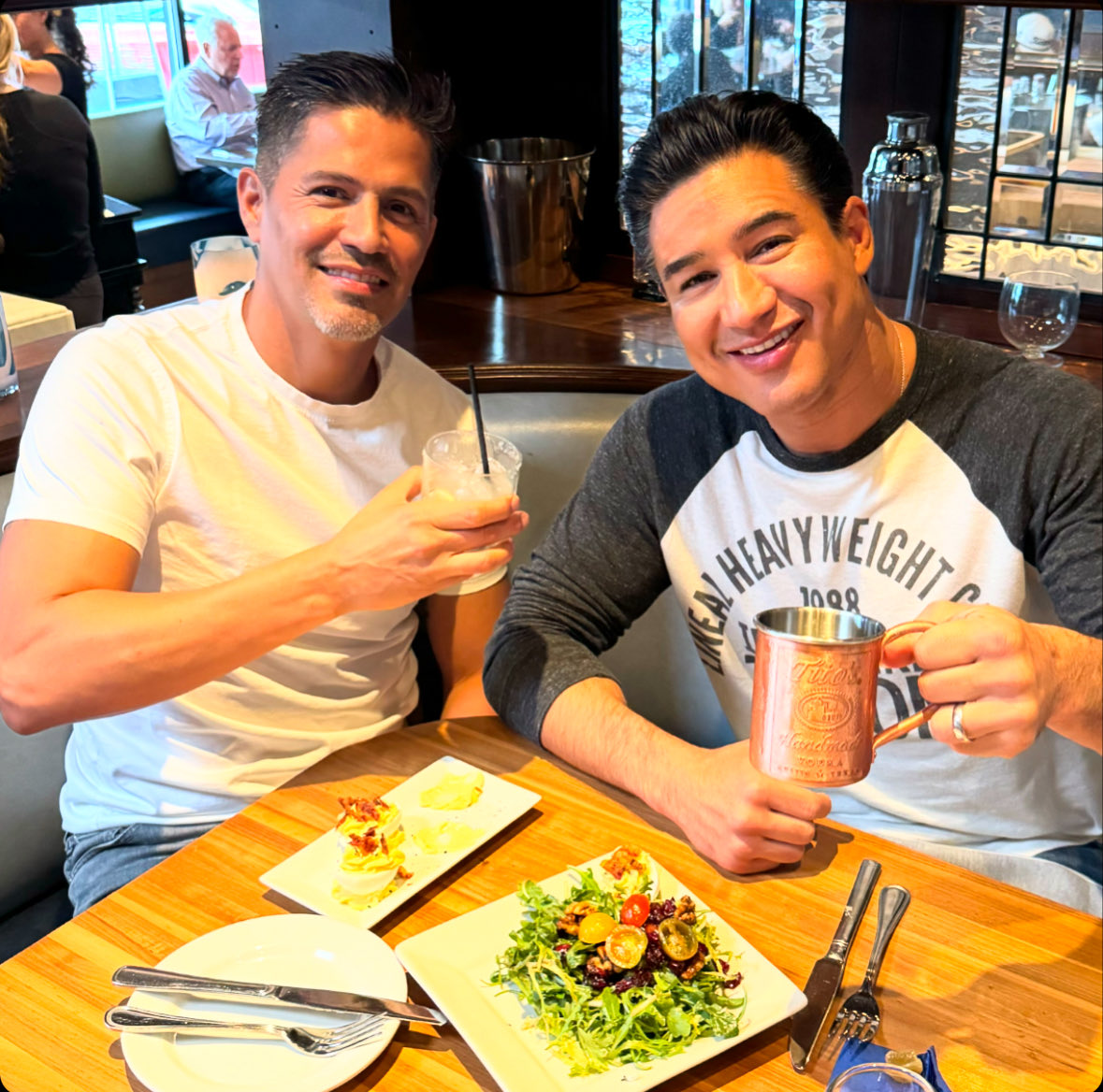 Good catching up with my boy Jay last night over some drinks& a bite!

#Homies  #TalkingShop