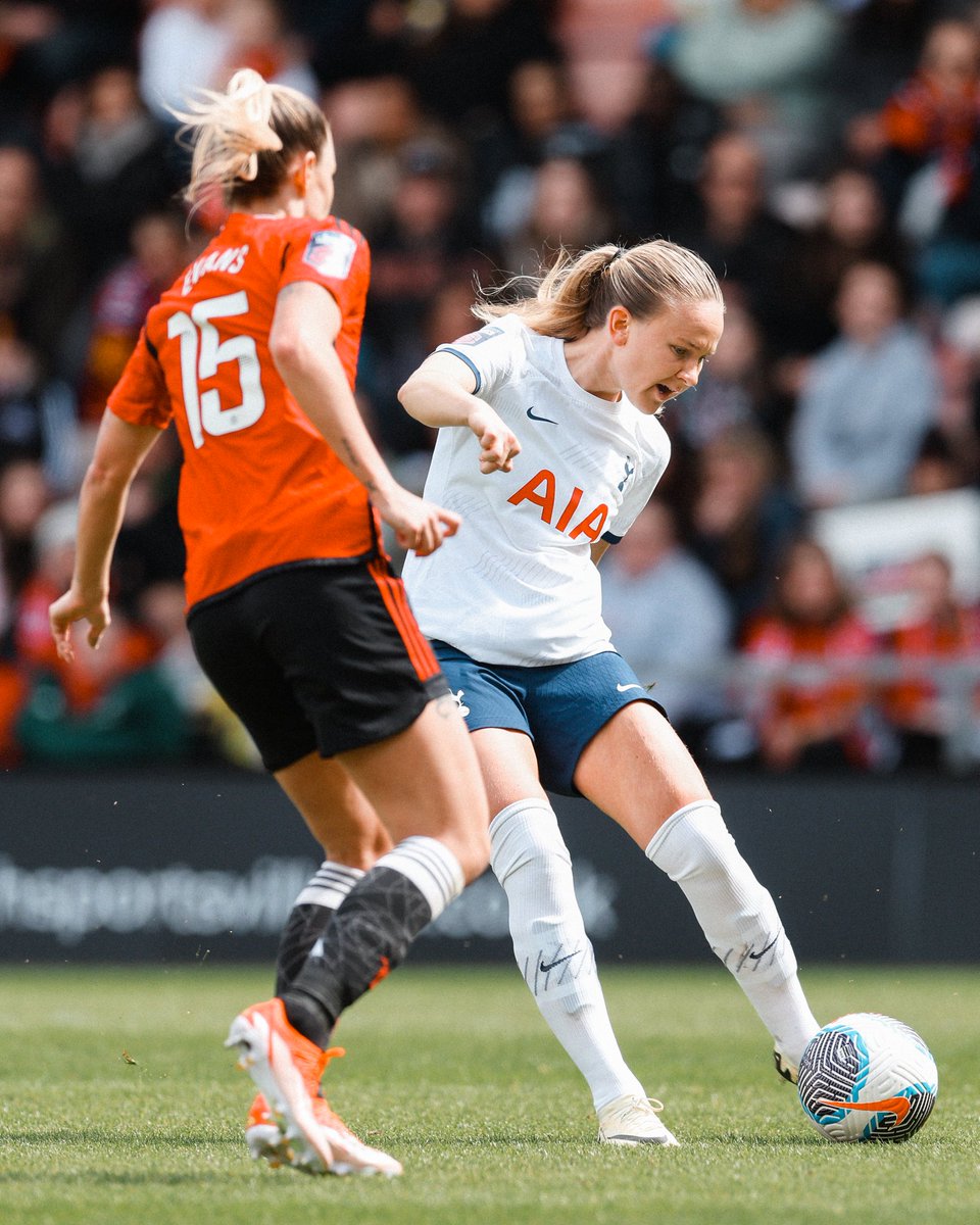 🏆🏴󠁧󠁢󠁥󠁮󠁧󠁿 La final de la #WomensFACup entre Manchester United y Tottenham Hotspur, está SOLD-OUT.

Wembley estará LLENO para definir el título copero del fútbol femenino inglés entre Red Devils y Spurs.