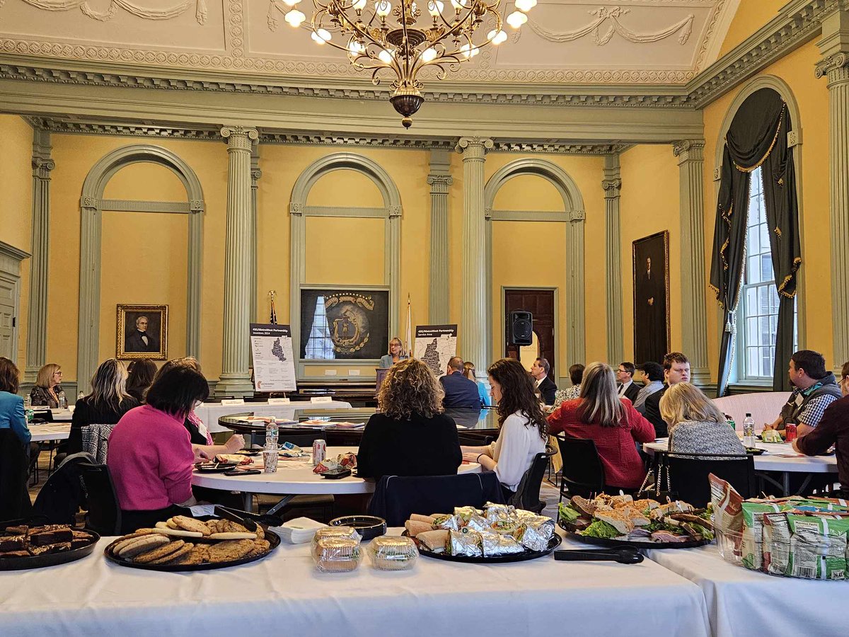 Yesterday morning, I joined the 495 Partnership for their annual State House Day. It was a pleasure to hear Senate President Karen Spilka speak on exciting MetroWest proposals and reconnect with community leaders at the @MWRTA and @Charlesriver Watershed Association. 3m